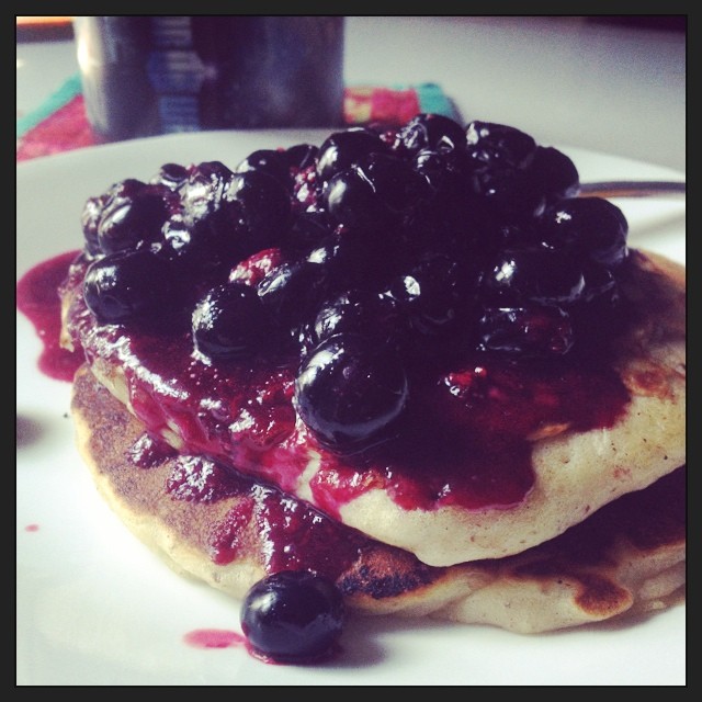 Blueberry pancakes with blueberry syrup = my new obsession.  #yaysummer  (syrup =  blueberries microwaved with maybe 1/2 tsp maple syrup)  #blueberries #100happytaradays #vegan