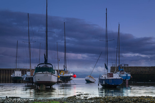 dysart scotland unitedkingdom harbour boat river forth tide sunset cloud buoyant