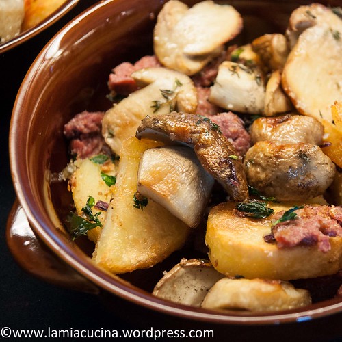 Kartoffel-Pilz-Wurst-Gröstl 2014 09 10_5610