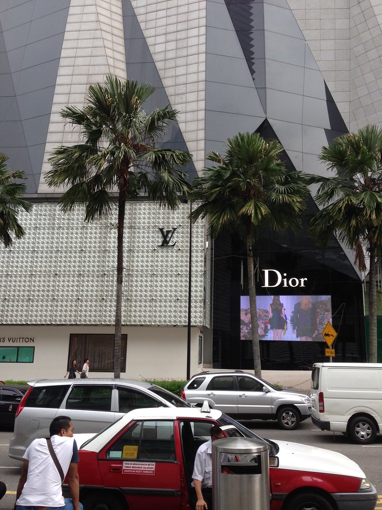 Dior Stores - Page 2 - SkyscraperCity