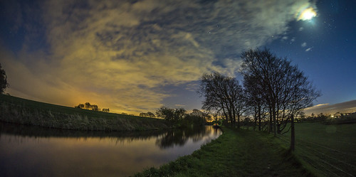 8mm canal fisheye lancaster moon night samyang trees nateby england unitedkingdom gb