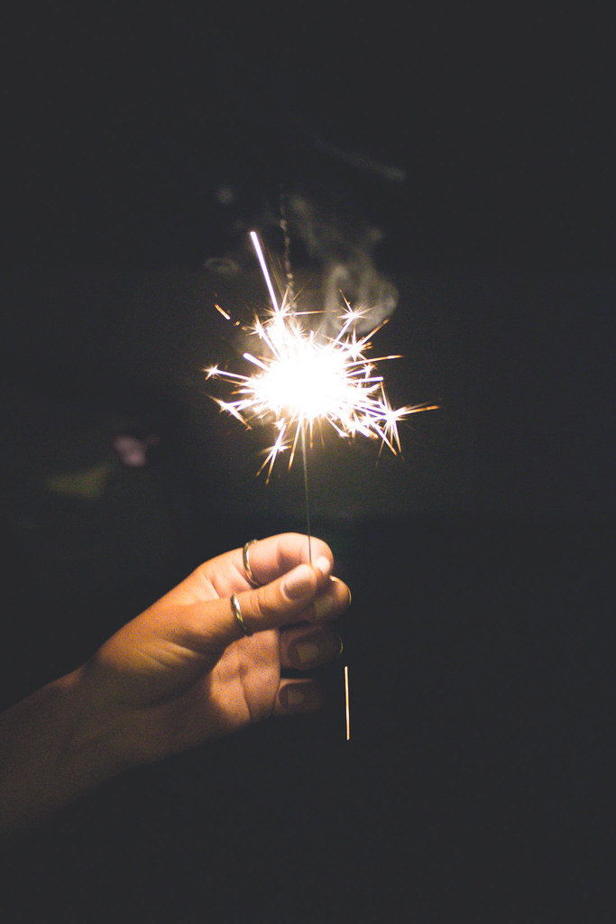 sparklers (11 of 12)