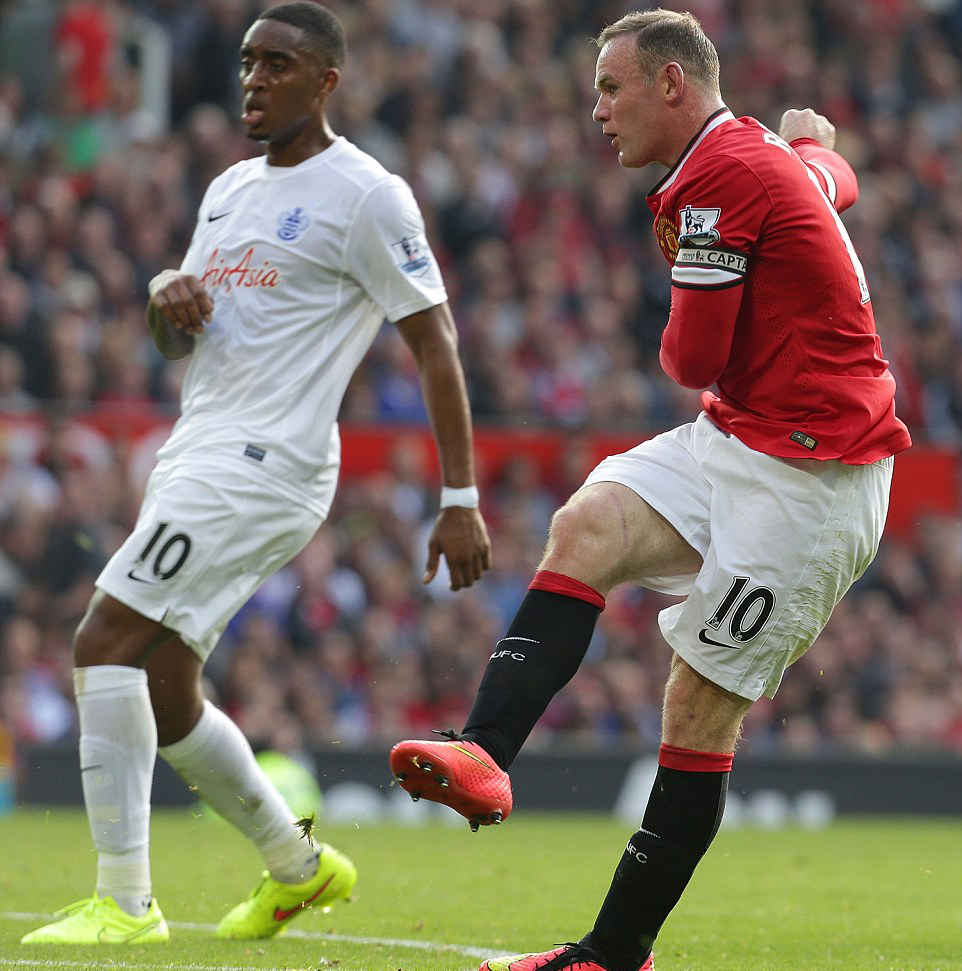 140914_ENG_Manchester_United_v_QPR_4_0_Wayne_Rooney_scores_third