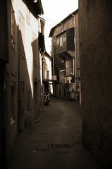 Rue étroite - Photo of Nages