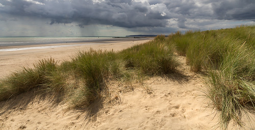 uk sea summer holiday beach grass clouds seaside sand dunes cambersands wideangle grasses eastsussex