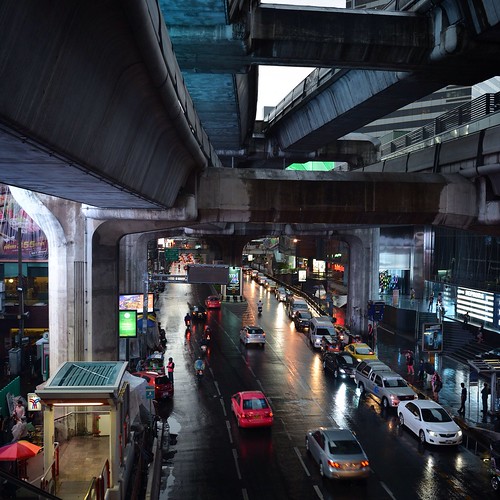 street rain architecture thailand photography nikon bangkok explore architektur nikkor siam d800 paragon 2470mm 2470 siamparagonสยามพารากอน