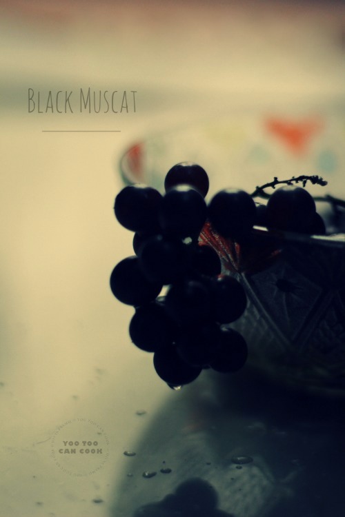 black muscat grapes