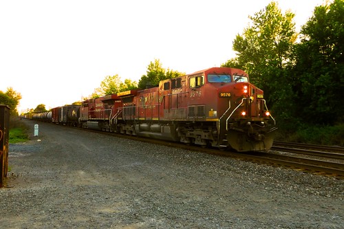 railroad train rail railway locomotive canadianpacific cp freight csx hamburgny