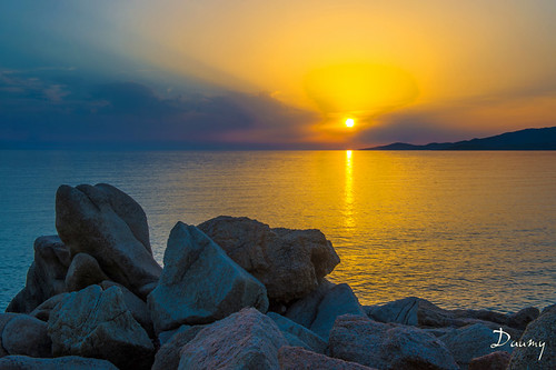 sunset mer france night soleil corse soir rocher couchédesoleil lumier mediterrannée casaglione