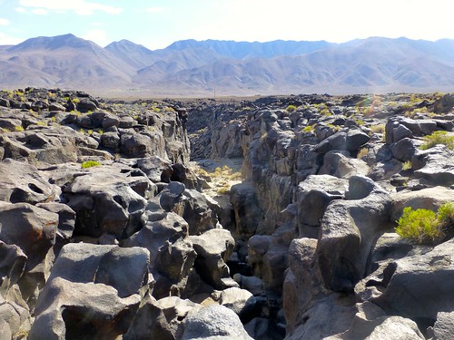 california iceage lava redhill geology basalt cindercone owensriver lavaflows pleistocene fossilfalls volcanics drywaterfall ca395 cosovolcanicfield