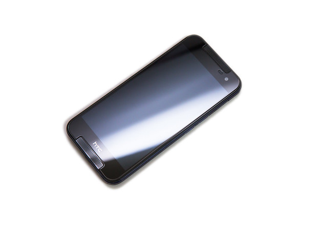 HTC Butterfly 2 玻璃保護貼 + 包膜 完美保護 – 超美照片分享 @3C 達人廖阿輝
