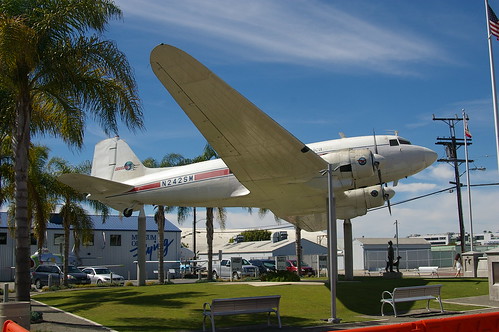 N242SM DC-3 Santa Monica 09-03-14