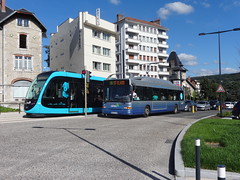 GX 317 n°422 & Urbos 3 n°811  -  Besançon GINKO