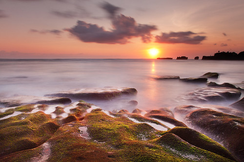 longexposure sunset sea bali sun mist water island coast rocks dusk relaxing calming algae colourful seashore idyllic tranquil goldenhour photographiceffects bw10stopndfilter canoneos5dmark2 canon24105mmf4lislens