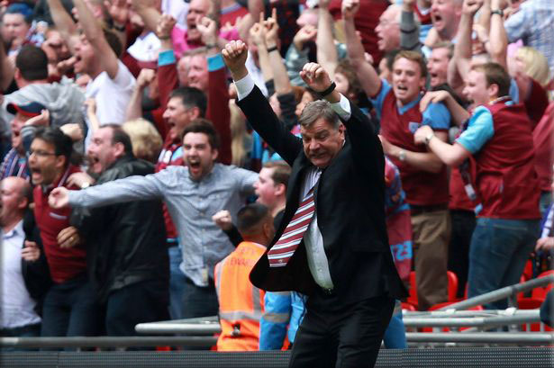 Sam Allardyce, Manager of West Ham celebrates the winning goal
