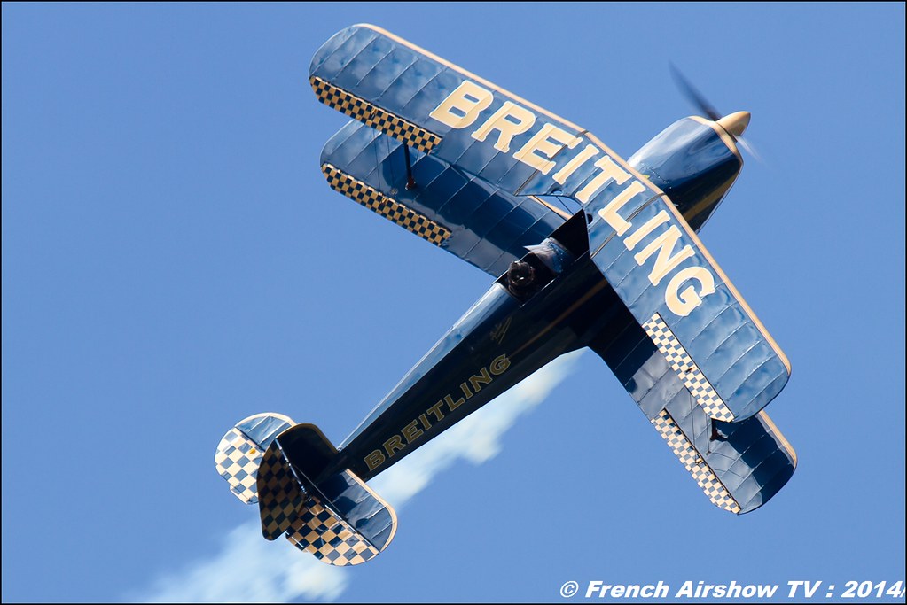  Bücker Breitling Meribel Airshow 2014