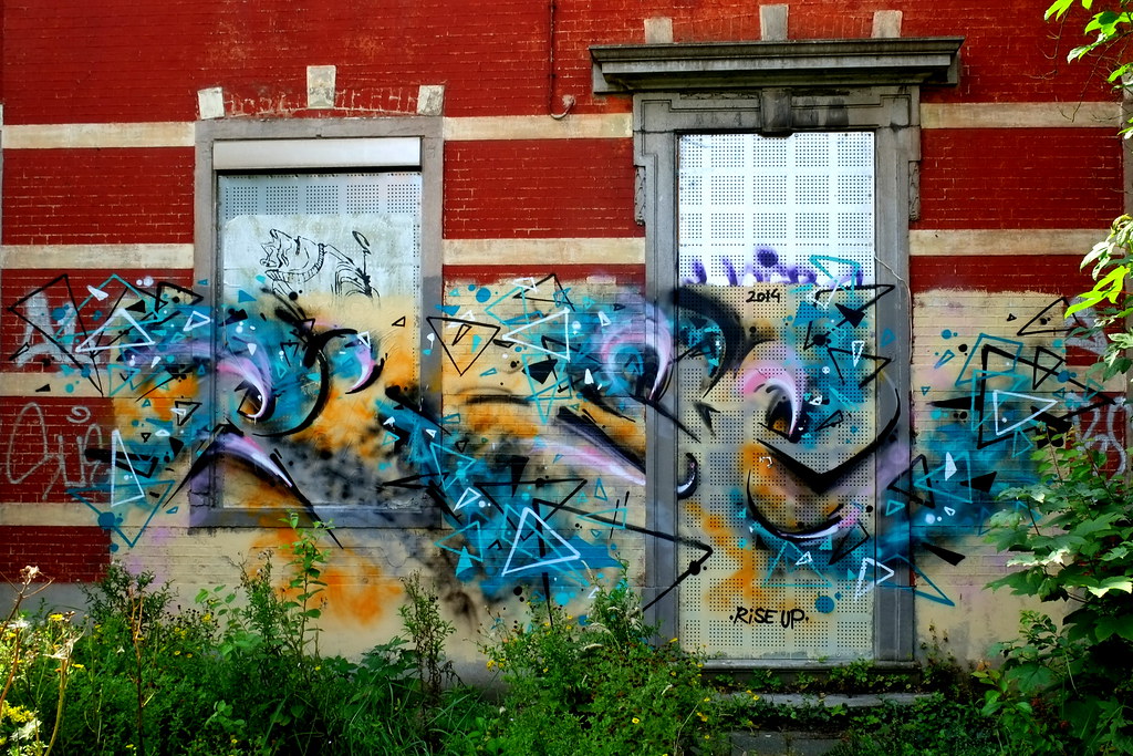 graffiti | rise up | ghosttown doel . belgium