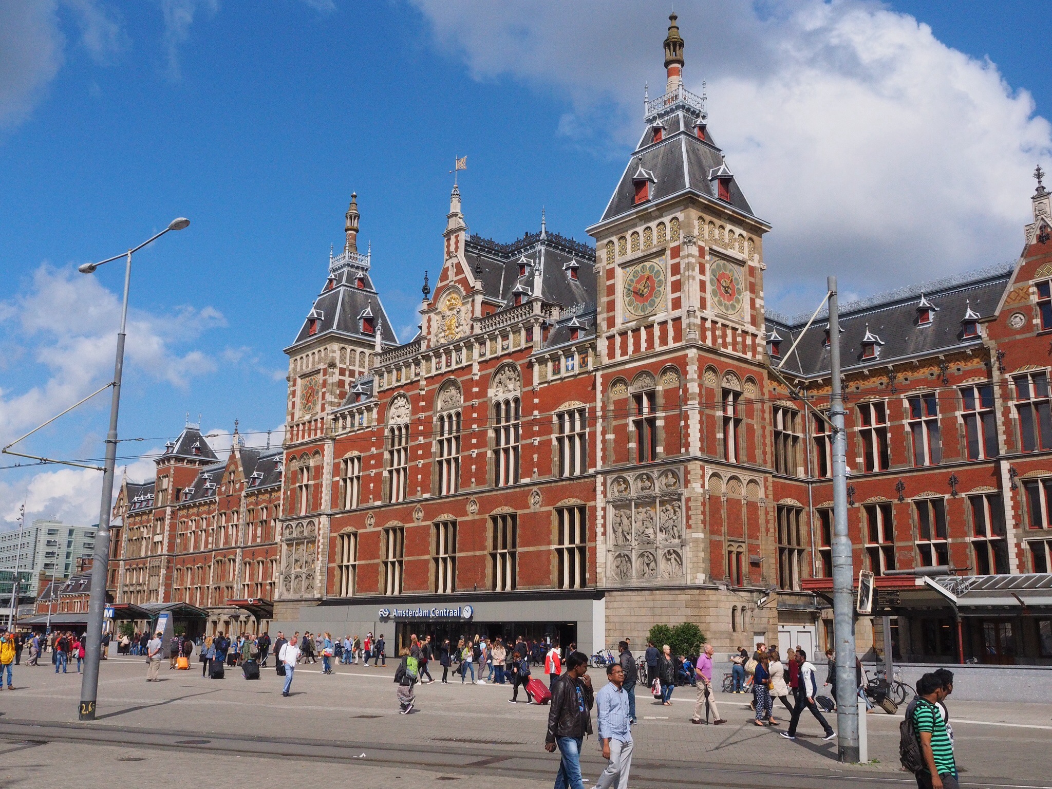 Amsterdam Centraal, der Hauptbahnhof