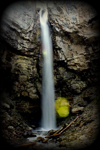 fall beauty creek waterfall yellowstone vignette enchantress