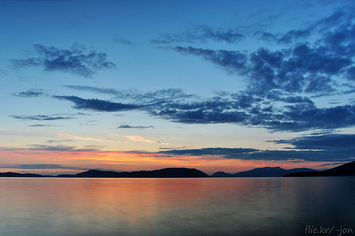 sunset pugetsound sanjuanislands anacortes washingtonstate washingtonpark skagitcounty 15217 salishsea fidalgoisland rosariostrait 15830 variableneutraldensityfilter a266122photographyproduction