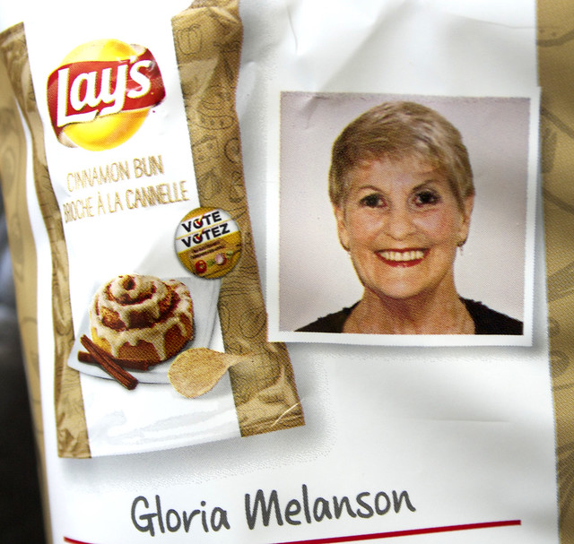Product Review: Lay's Do Us A Flavour Cinnamon Buns Chips
