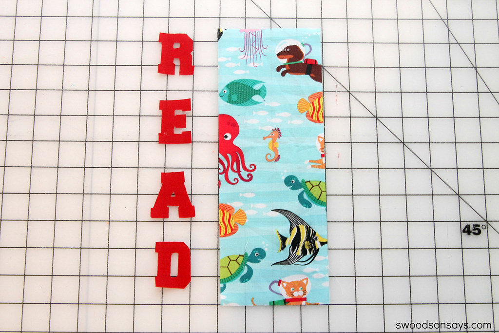 No Sew Toddler Bookmark S Woodson Says | Mabey She Made It | #reading #nosew #bookmark