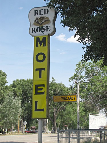 colorado highdesert smalltown us40 motels vintagesigns maybell plasticsigns vintagemotels
