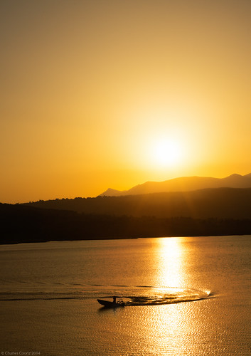sunset lake boat goldensunset goldenlake