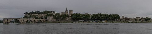 bridge panorama france architecture river landscape town nuvole cloudy widescreen sony fiume overcast rhône ponte pont provence alpha sonya sel avignon fr francia architettura palaisdespapes paesaggio csc provenza vaucluse oss avignone nuvoloso ilce provencealpescôtedazur rodano sonyalpha mirrorless 1650mm a6000 sonyα sweeppanorama emount selp1650 sonyalpha6000 ilce6000 sonya6000 sonyilce6000 sony⍺6000 ⍺6000