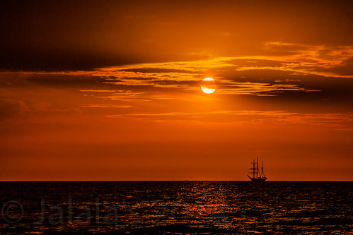 sunset orange sun seascape ship top20sunsetsofourhearts