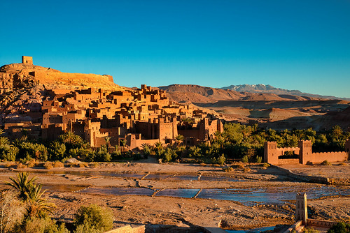 urban orange colors town northafrica morocco marrakech stad aitbenhaddau