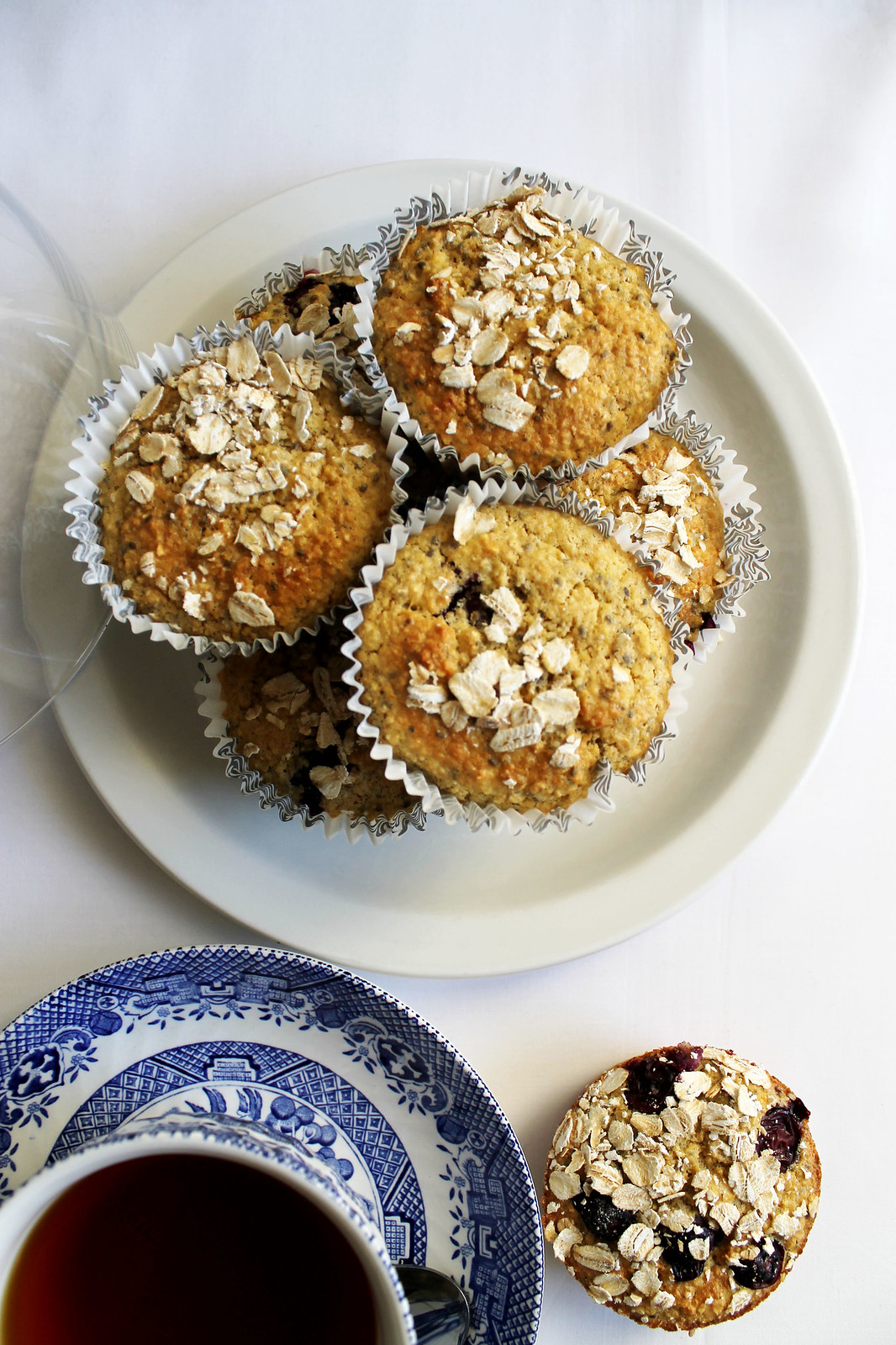 blueberry oat bran muffins with chia