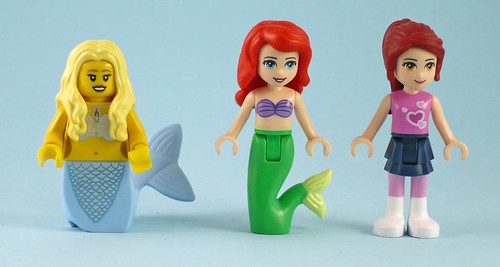 LEGO Disney Princess 41050 Ariel's Amazing Treasures 10