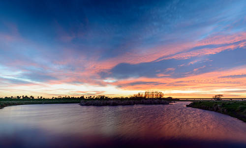 light sunset newzealand sky clouds river napier hawkesbay awatoto