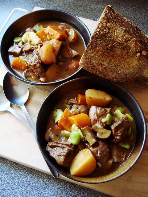 Healthy Slow Cooker Beef and Vegetable Stew