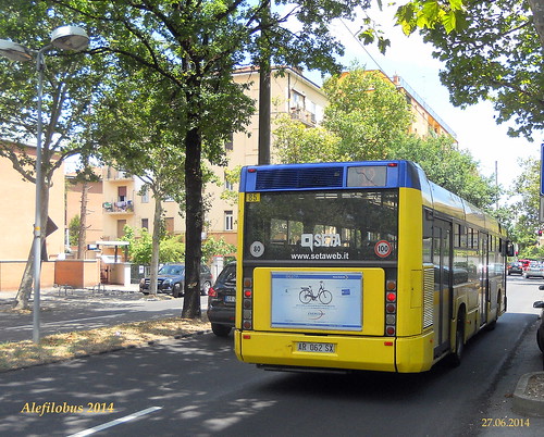 autobus Busotto n°85 in viale Amendola - linea 12