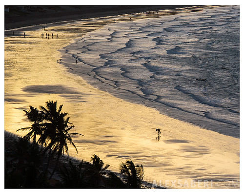 sunset sea brazil praia beach brasil mar football fishing fisherman waves palmtrees ceara goldenlight footballers cearastate northeasternbrazil