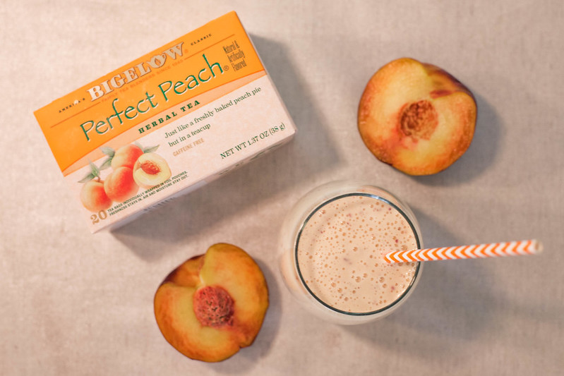 cute & little | peach tea smoothie recipe | caffeine-free, kid-friendly, perfect for summertime outdoors #trendtea #shop