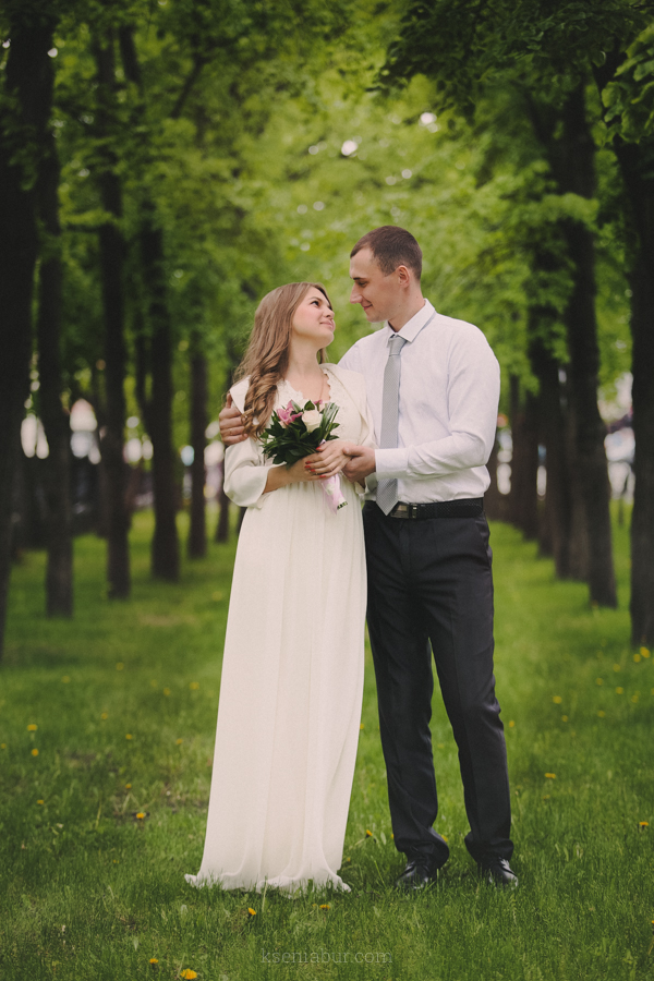 Свадебная прогулка, фотосъемка свадьбы в Новосибирске