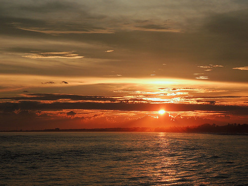sunset sky orange sun clouds atardecer costarica playa ciel pacificocean cielo nubes sunrays puntarenas anaranjado océanopacífico
