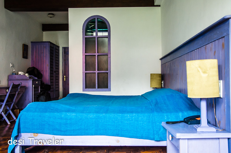 Colorful bedroom Johnson Lodge Manali