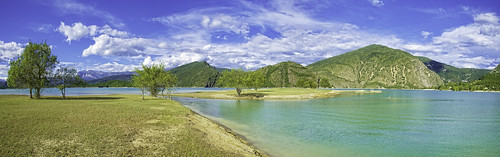 españa spain huesca turquoise reservoir aragon ainsa pyrenees mediano aragón monteperdido aínsa