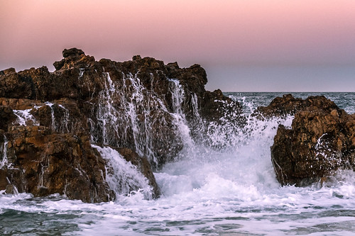 pink seascape beach water rock canon landscape southafrica coast dusk indianocean shore easterncape portelizabeth nelsonmandelabay sigma18250mmf3563dcmacrooshsm