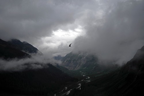 sky mountains fog alaska river nikon helicopter skagway valley fx d610 nikond610