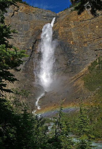 waterfall nationalpark rainbow bc britishcolumbia rockymountains canadianrockies yohonationalpark takakkafalls