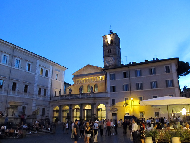 Piazza di Santa Maria in Trastevere