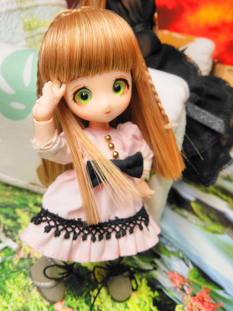 New wig & cloth! (Her first anniversary, Jul. 23, 2014)