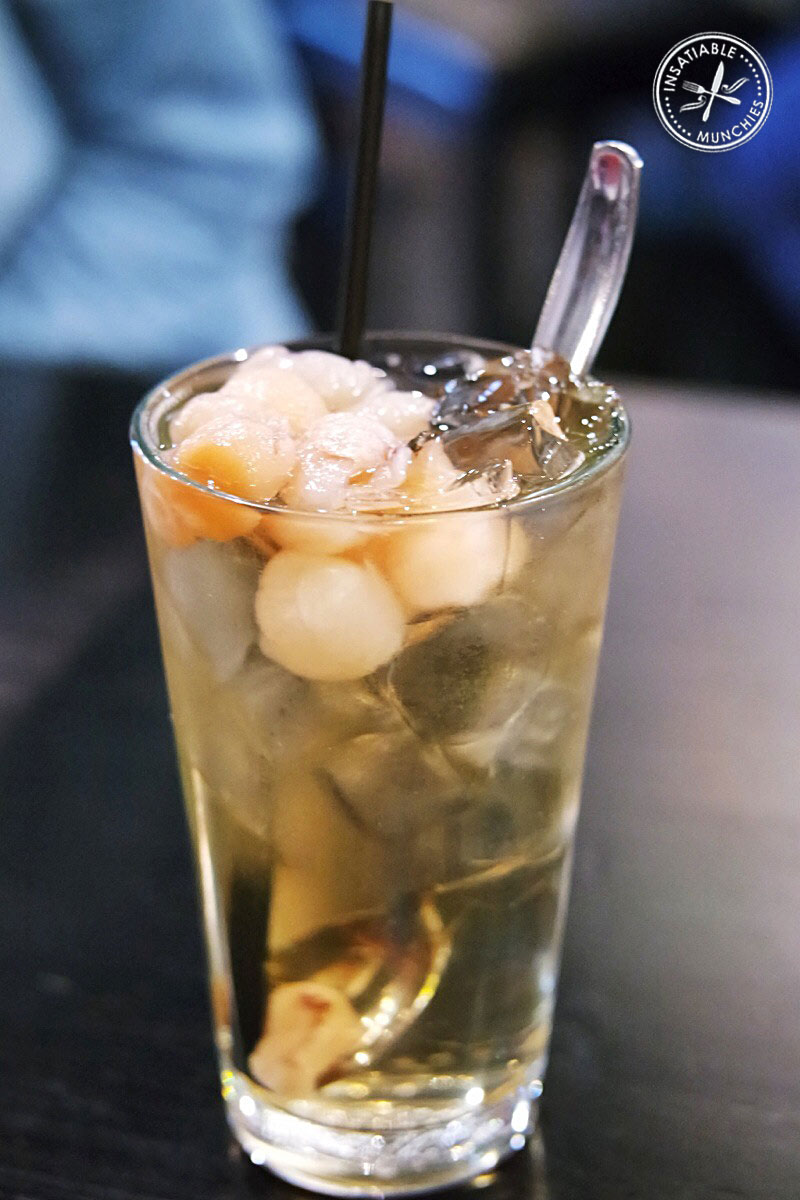 This tall glass of longan drink was cold and refreshing.