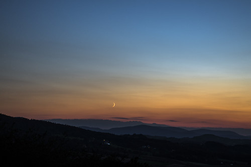 sunset moon mountains sunshine montagne nikon tramonto poland polska down luna nikkor polonia dask d600 2485mm imbrunire