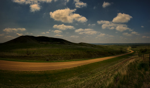 panorama clouds northdakota prairie springtime windingroad nikond4